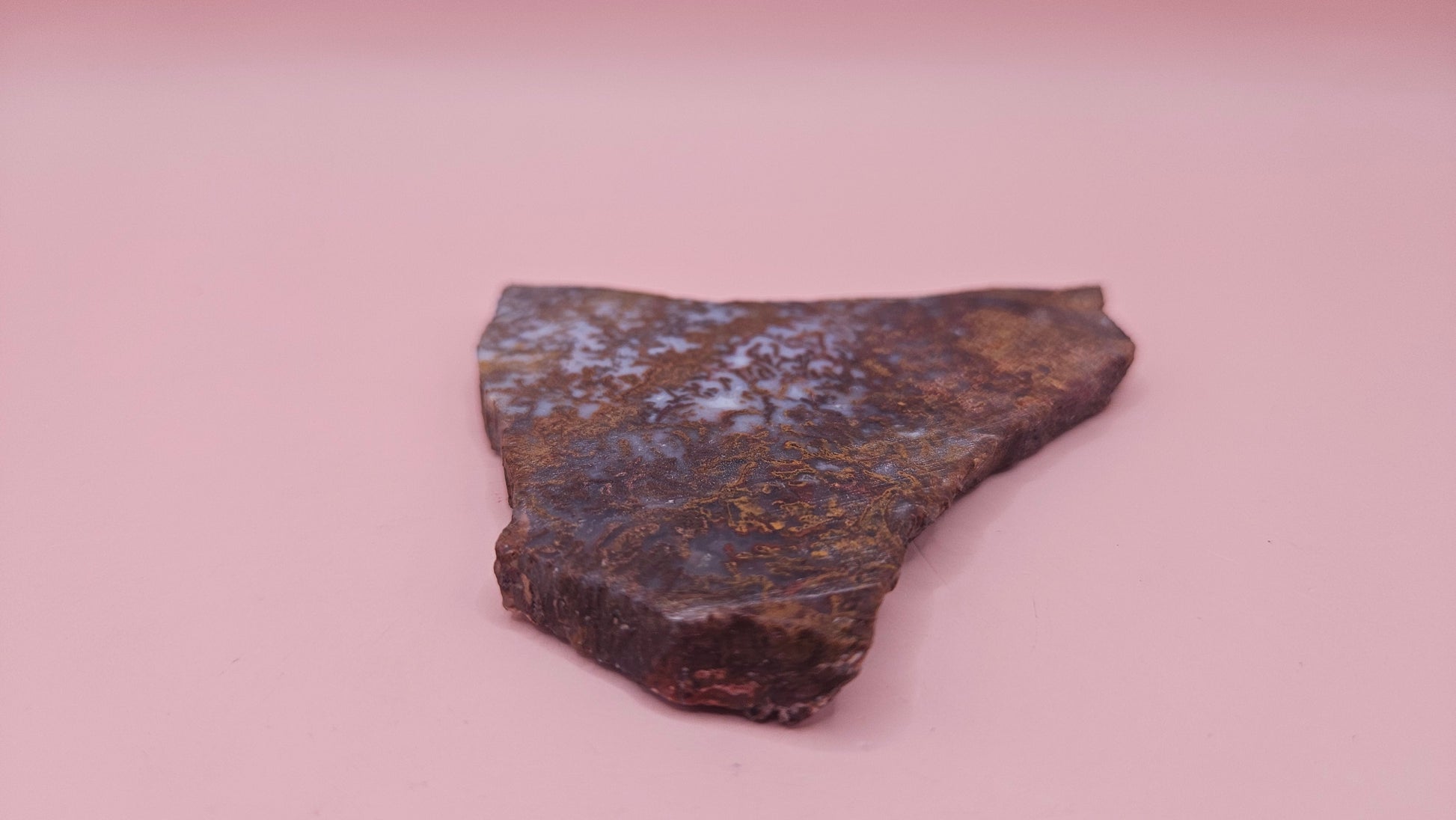 60g Hatch New Mexico rhyolite slab with golden brown and lavender dendritic patterns and natural volcanic textures – perfect for cabbing, display, or artisan use